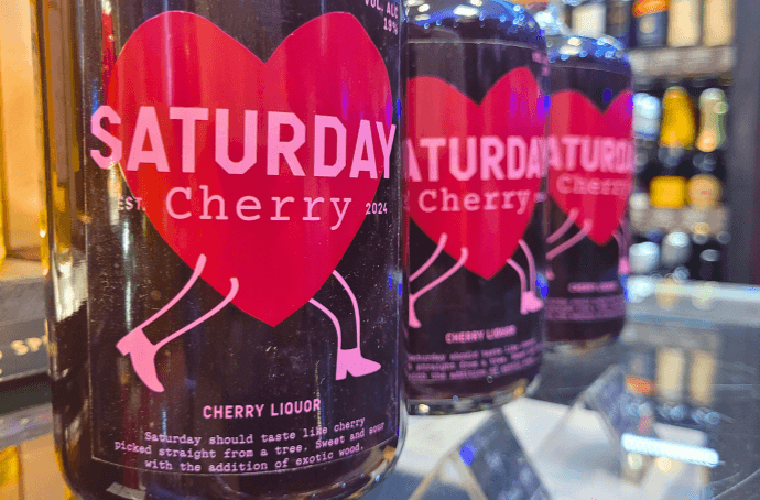 SATURDAY CHERRY LIKIER 0,7L 3